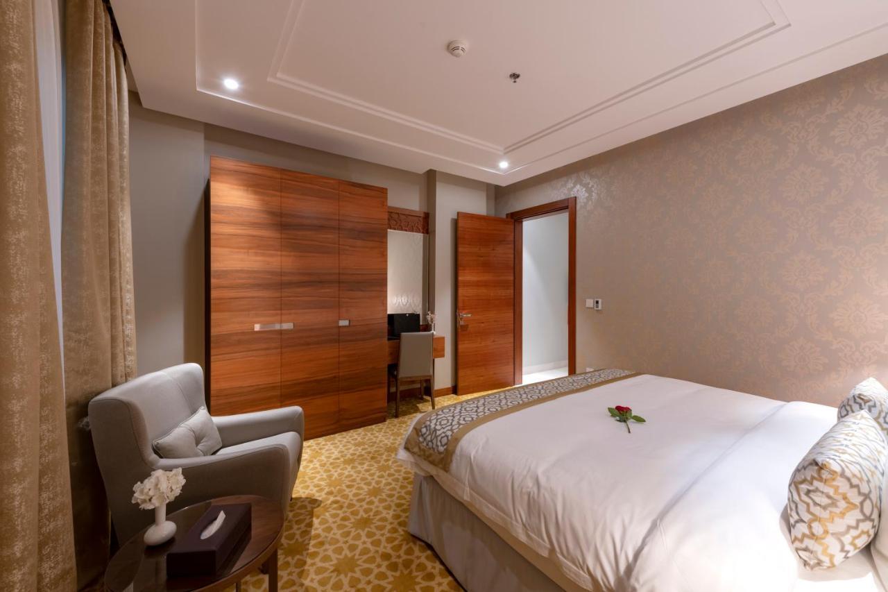 Taj Jeddah Hotel Apartment Exterior photo