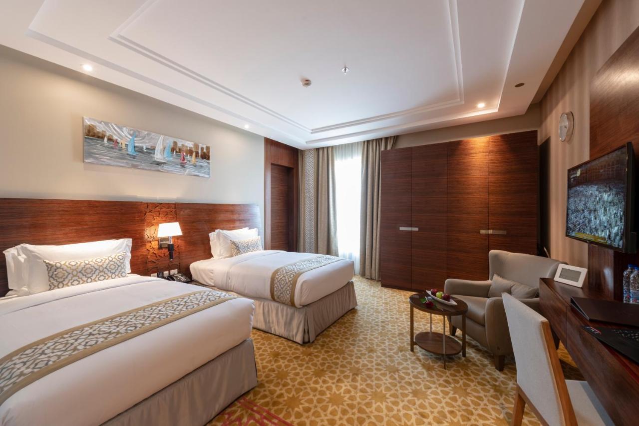 Taj Jeddah Hotel Apartment Exterior photo