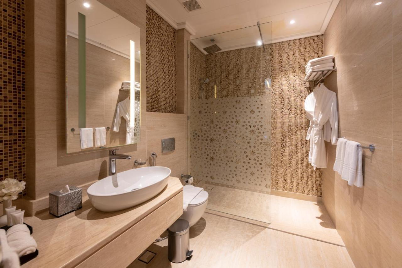 Taj Jeddah Hotel Apartment Exterior photo