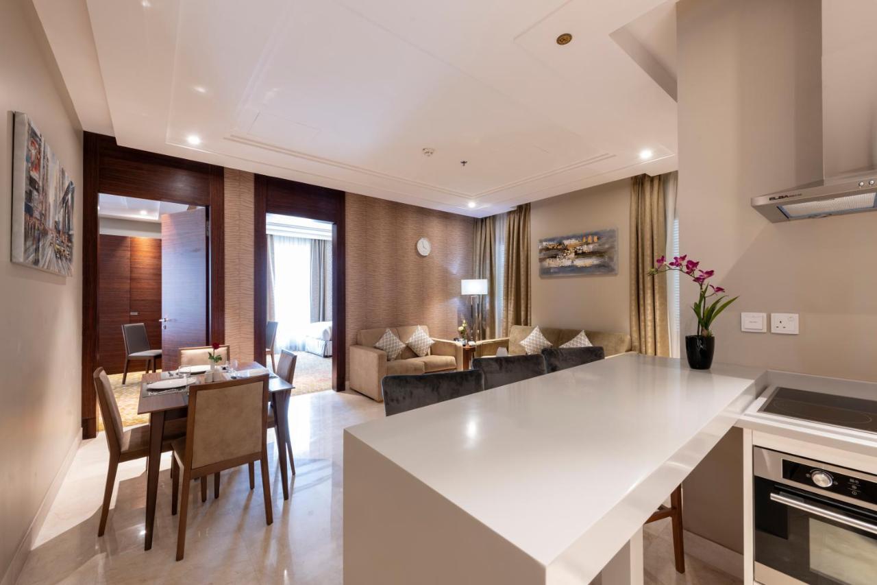 Taj Jeddah Hotel Apartment Exterior photo