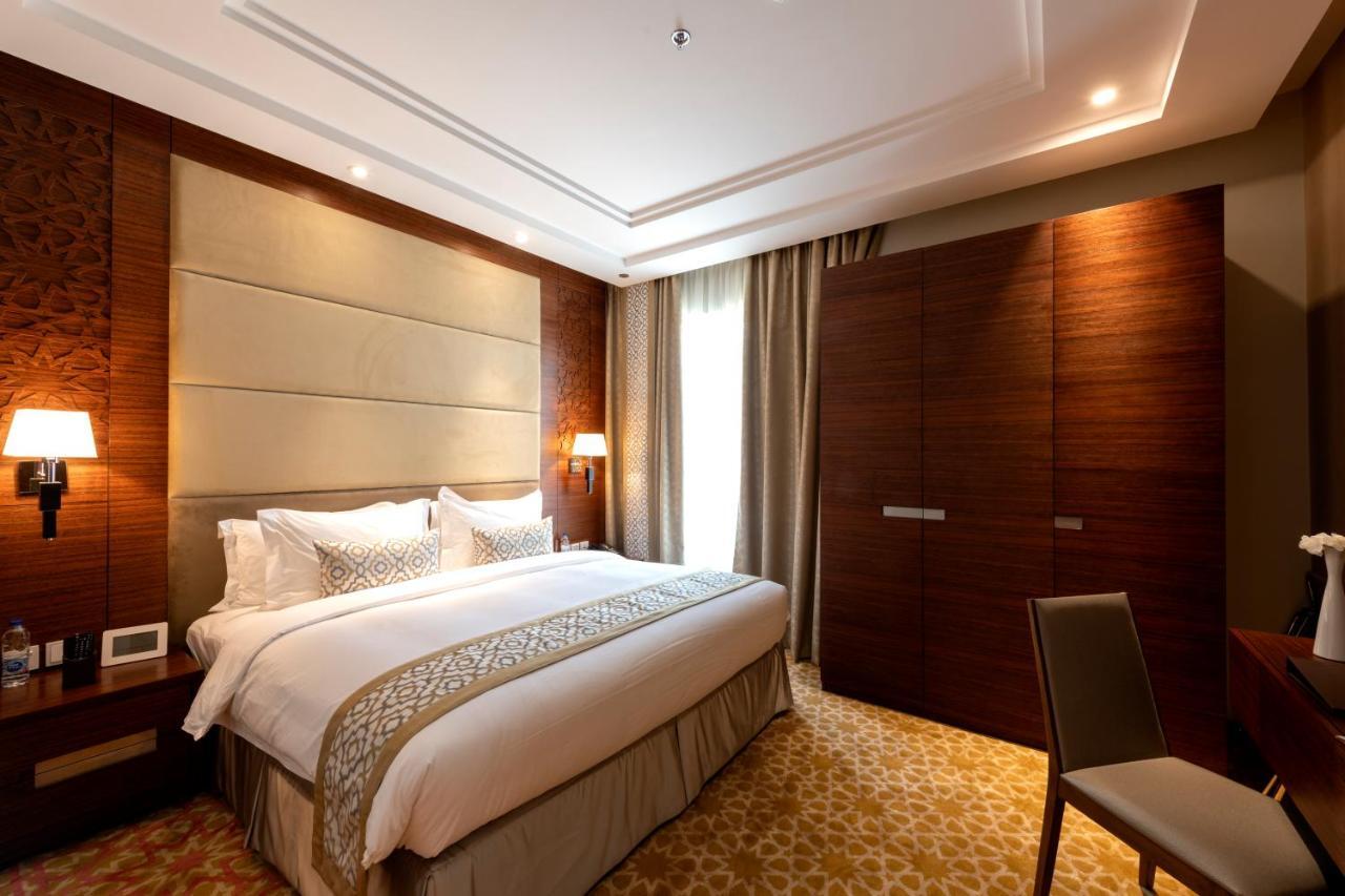 Taj Jeddah Hotel Apartment Exterior photo