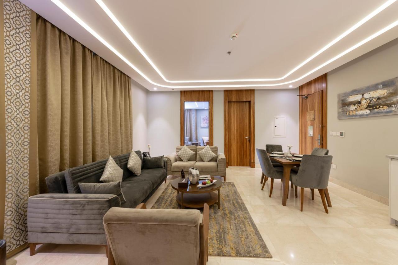Taj Jeddah Hotel Apartment Exterior photo