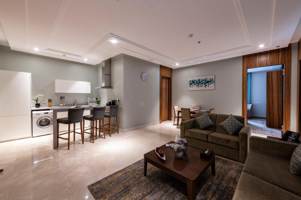 Taj Jeddah Hotel Apartment Exterior photo