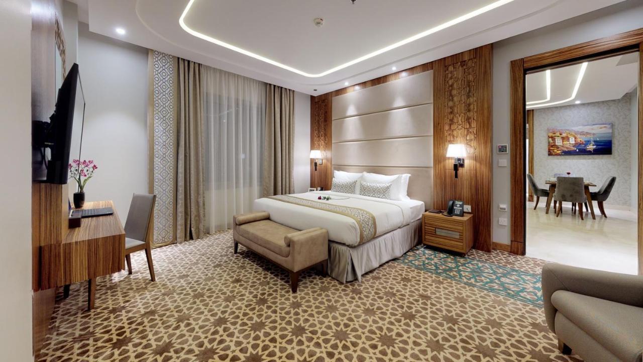 Taj Jeddah Hotel Apartment Exterior photo